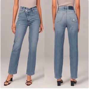 Abercrombie & Fitch 90s Straight Ultra High Rise Criss Cross Jeans 25/0